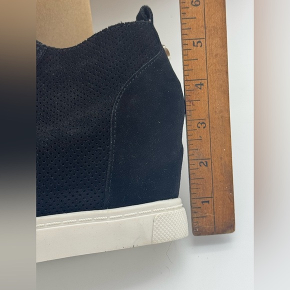 Steve Madden 7 black Suede leather platform Wedge side zip hidden heel Sneaker - Picture 9 of 10